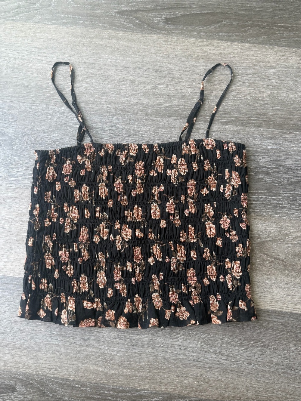 American Eagle Womens Smocked Floral Cami Tank Top - Black with Rose Floral